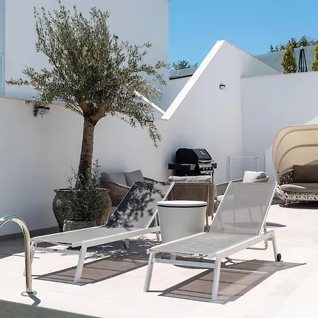 Chalet Casa Blanca