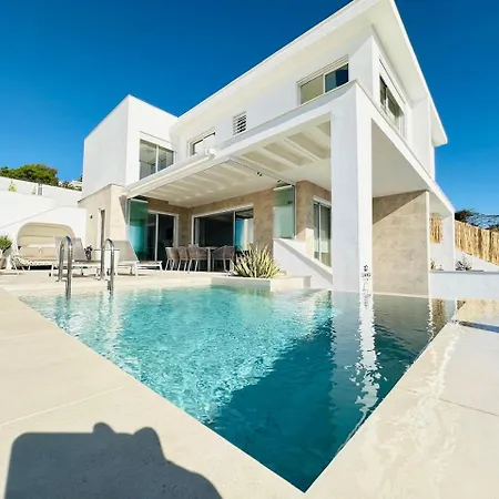 Chalet Casa Blanca
